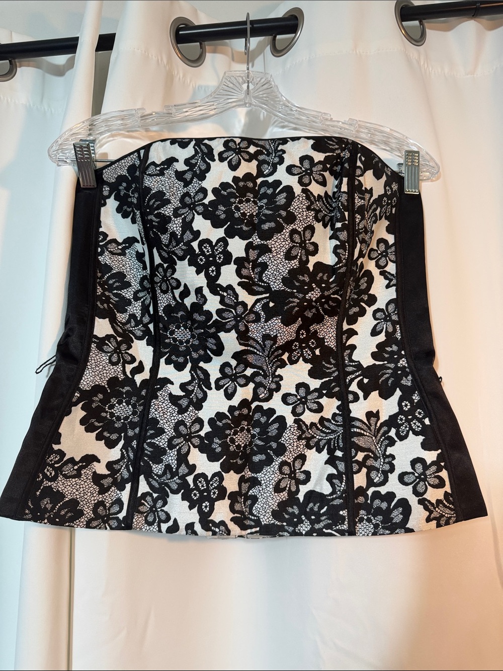 Black and White Floral Strapless Bustier Whimsigoth Romantic Top B7